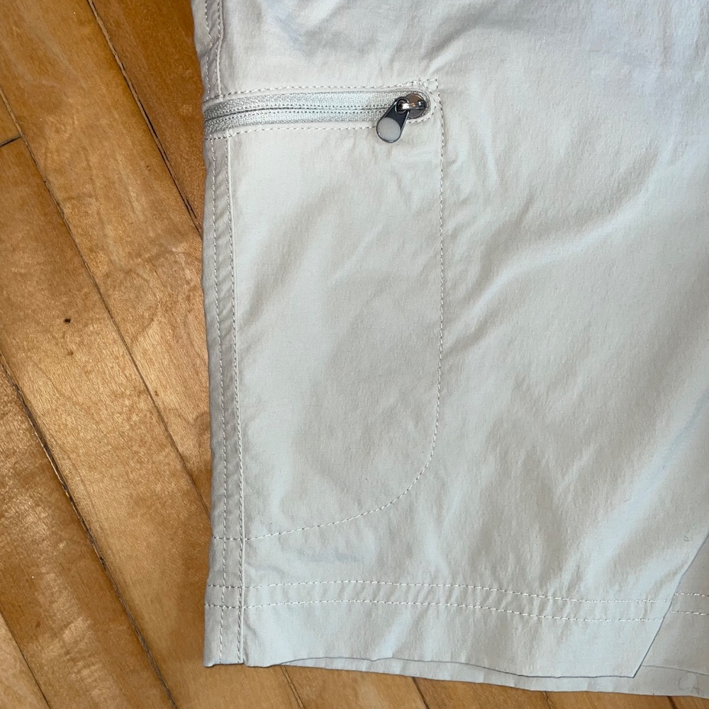 L.L.Bean Women’s Water Repellent Comfort Trail Shorts Mid Rise Adjustable Waist - Picture 3 of 13